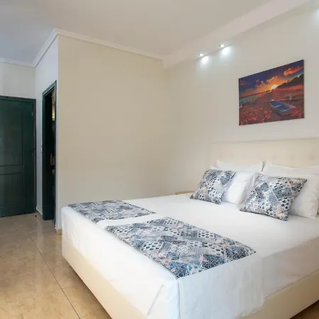 Fay Boutique Toróni