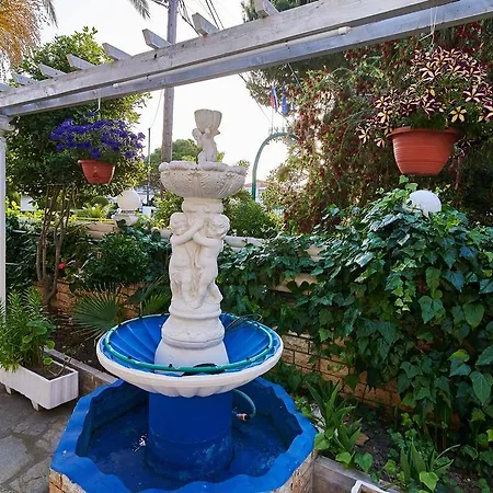 Fay Boutique * Toróni